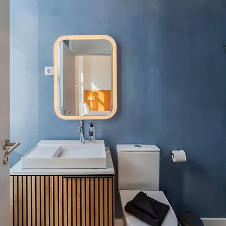 Ocean Breeze Apartment